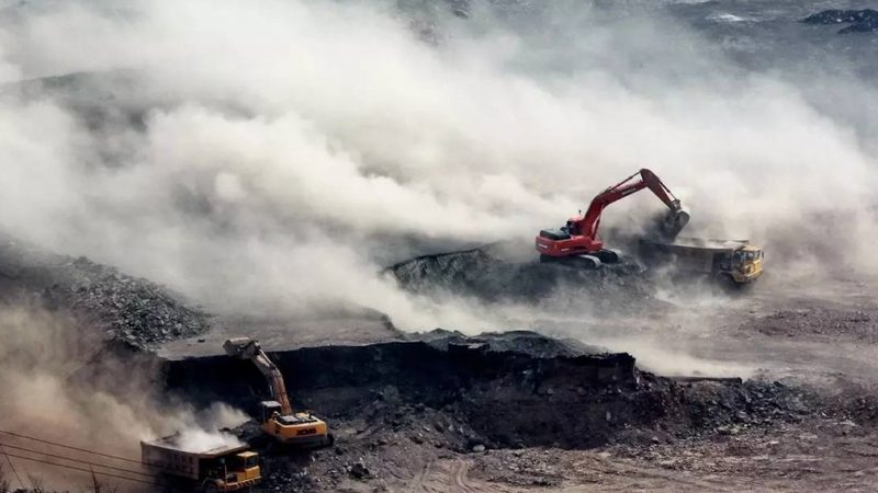 平地机与压路机：性能参数对比解析**